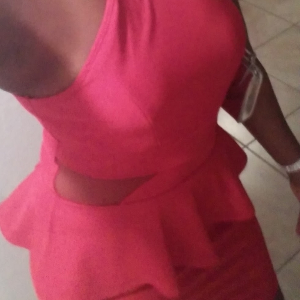 Fire Engine Red Dress - Picture 6 of 8